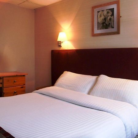 King Charles Hotel Gillingham  Bagian luar foto