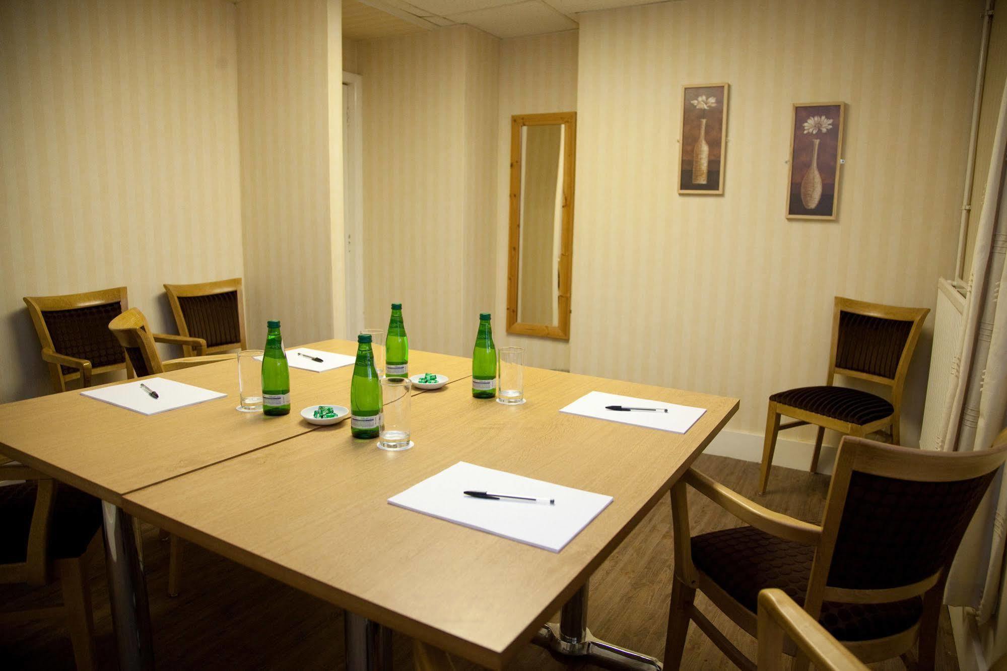 King Charles Hotel Gillingham  Bagian luar foto