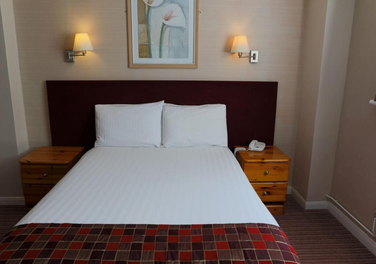 King Charles Hotel Gillingham  Bagian luar foto