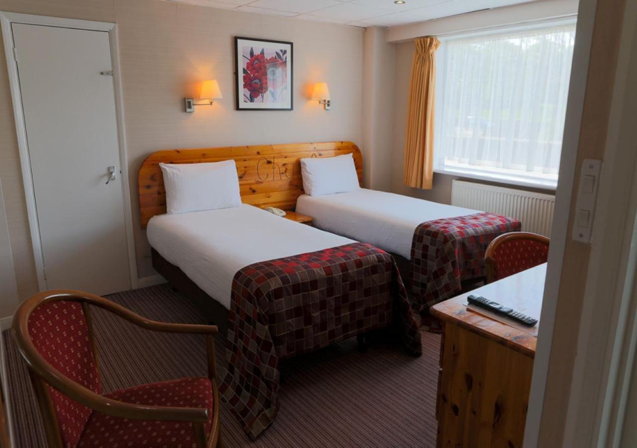 King Charles Hotel Gillingham  Bagian luar foto