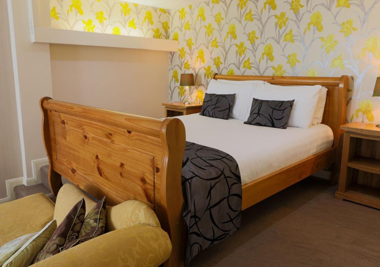 King Charles Hotel Gillingham  Bagian luar foto